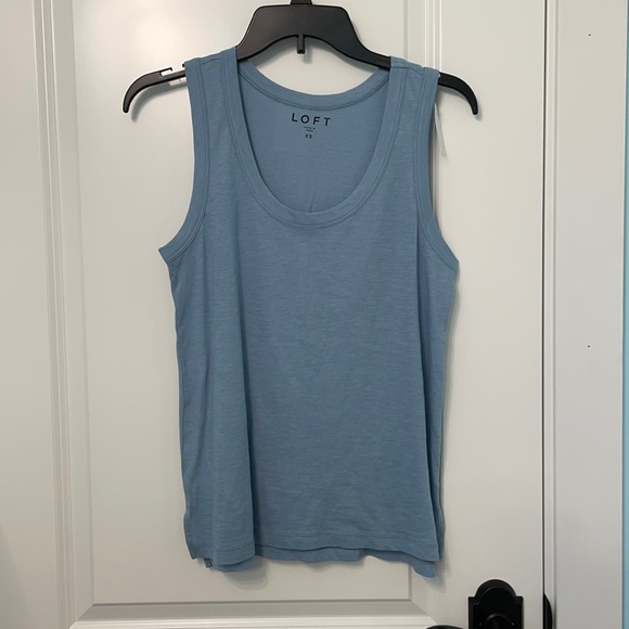 Brand new relaxed scoop neck tank top - Picture 3 of 4